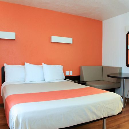 Motel 6 Old Town Scottsdale Fashion Square Exterior foto