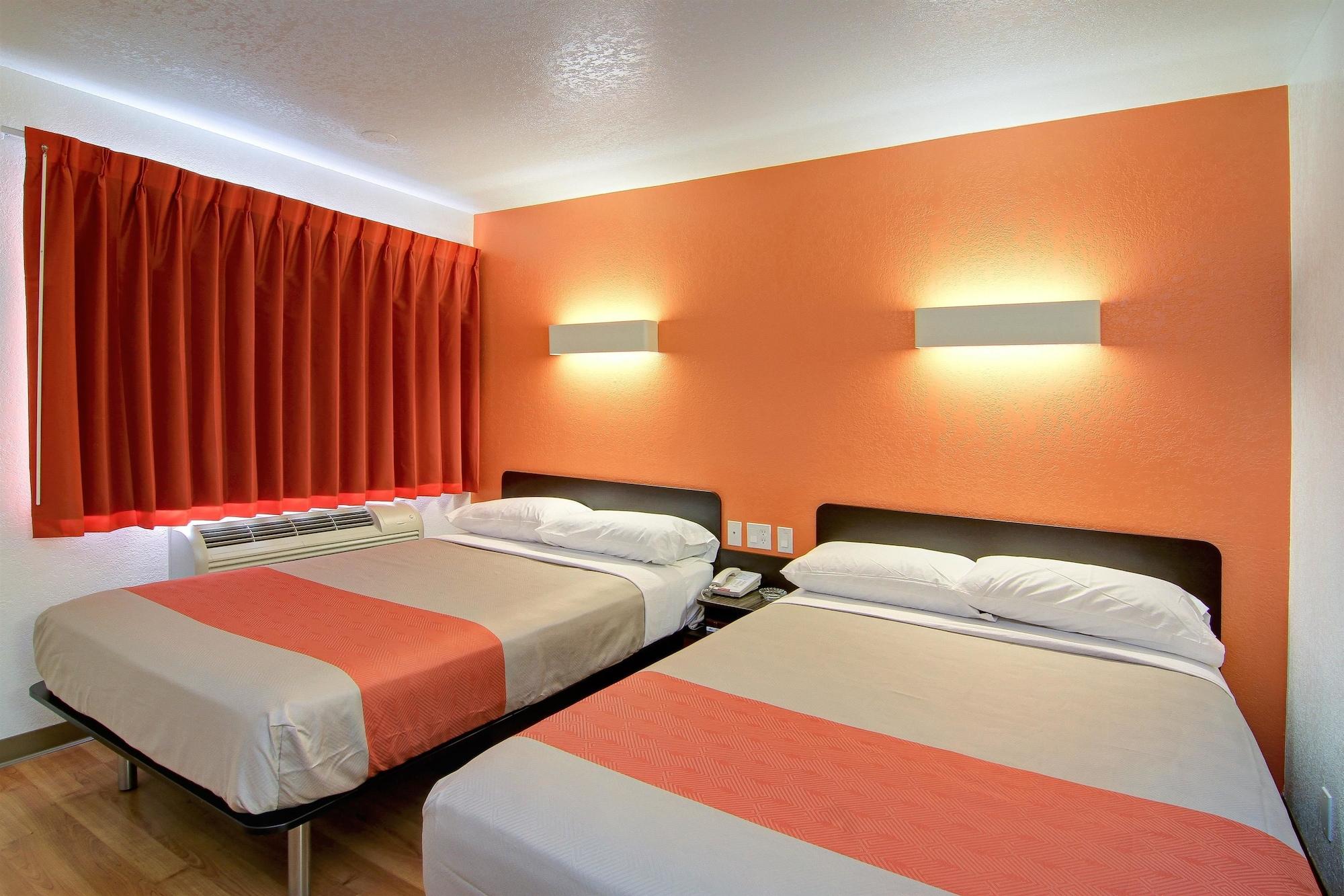 Motel 6 Old Town Scottsdale Fashion Square Exterior foto