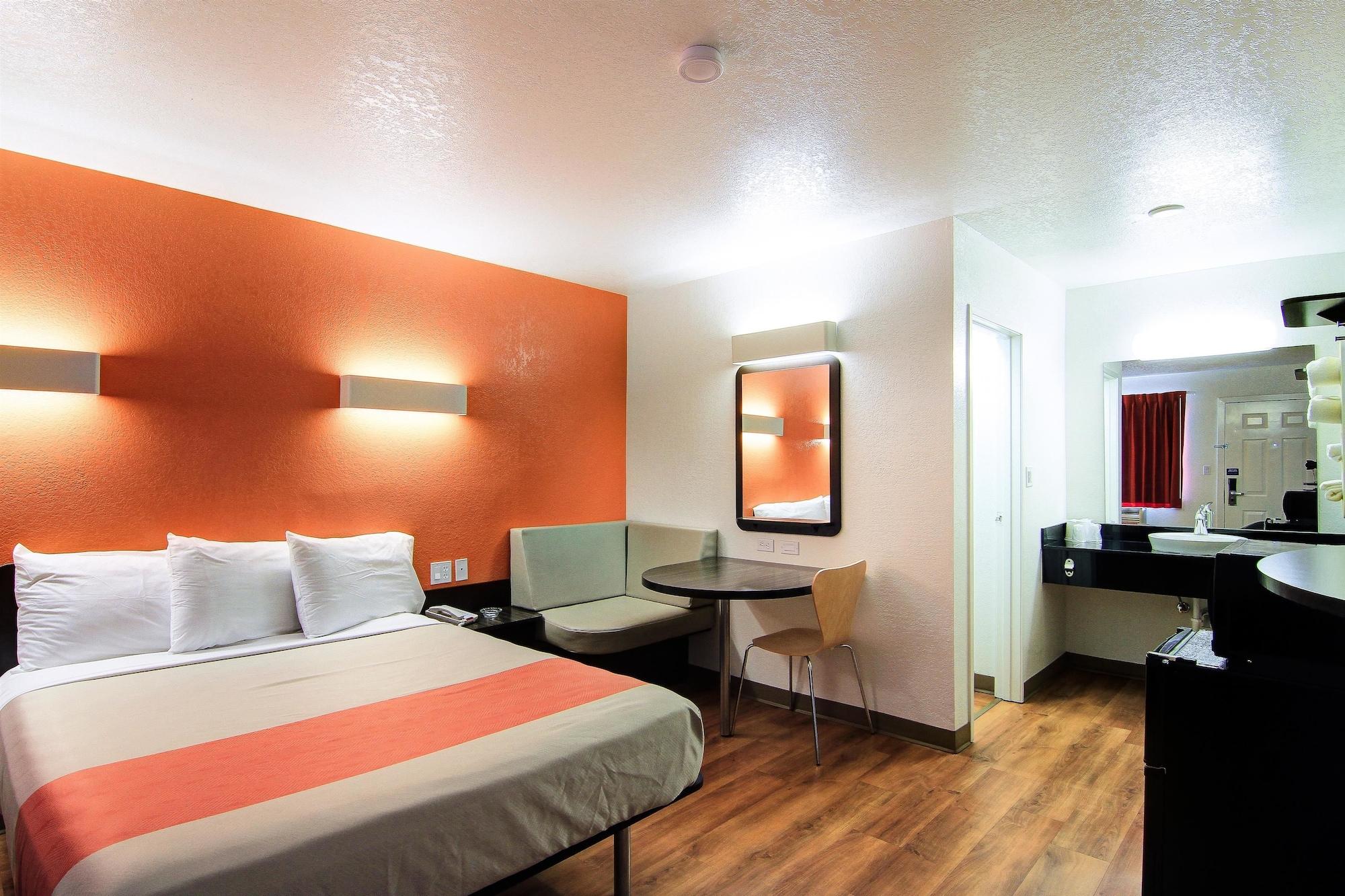 Motel 6 Old Town Scottsdale Fashion Square Exterior foto